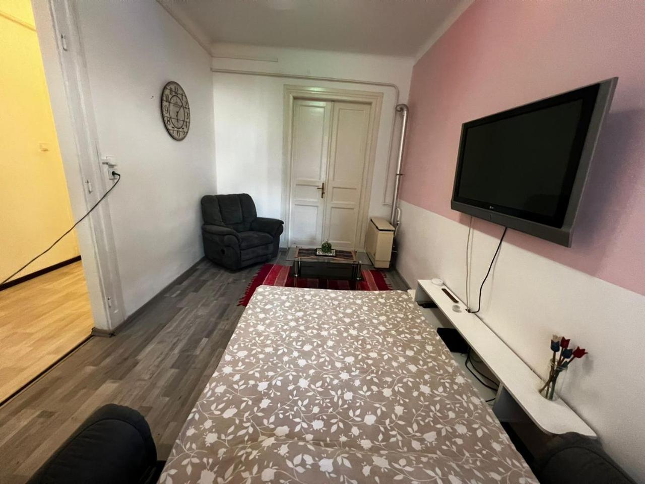 Szeged Apartment エクステリア 写真